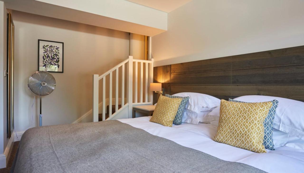 The Swan, Streatley, Berkshire Hotell Eksteriør bilde
